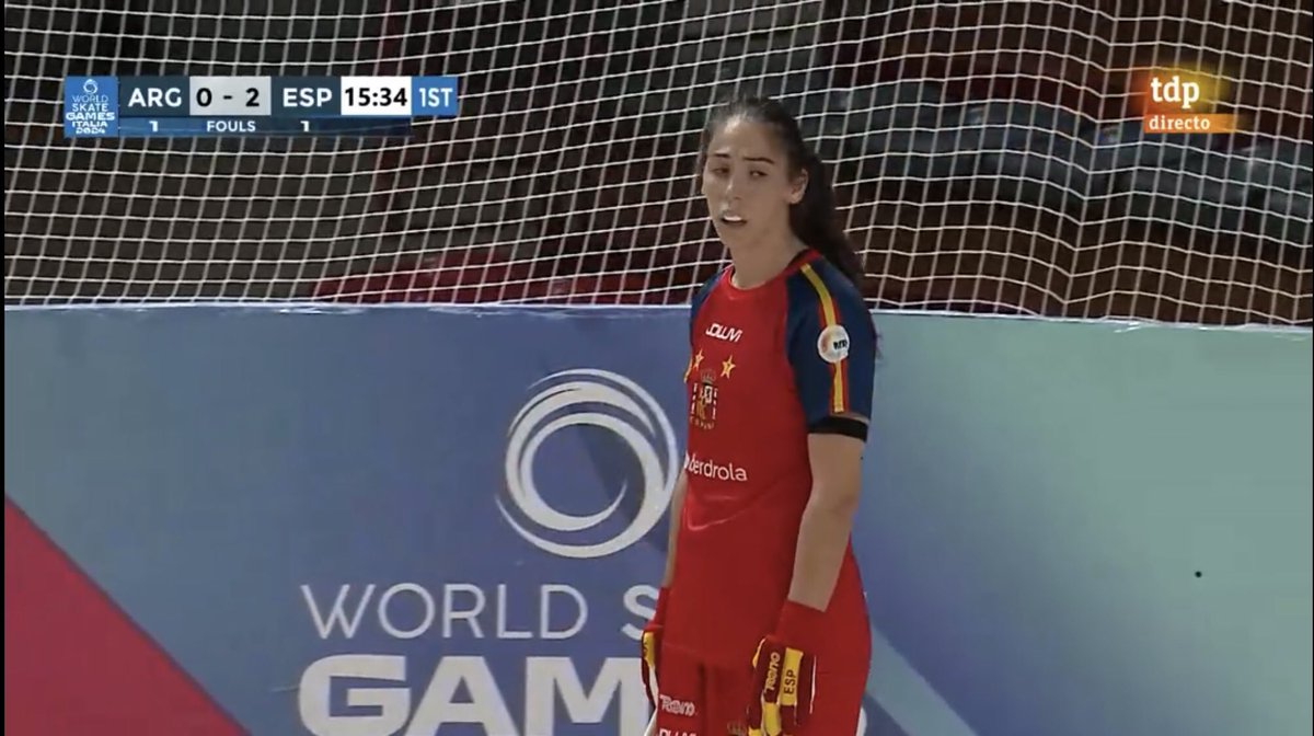 No os perdáis el Partidazo que está jugando España en las semis de los #WSG2024 ante Argentina. Las heptacampeonas del mundo de hockey patines quieren más y han salido con todo ante las actuales campeonas. En directo en TDP.