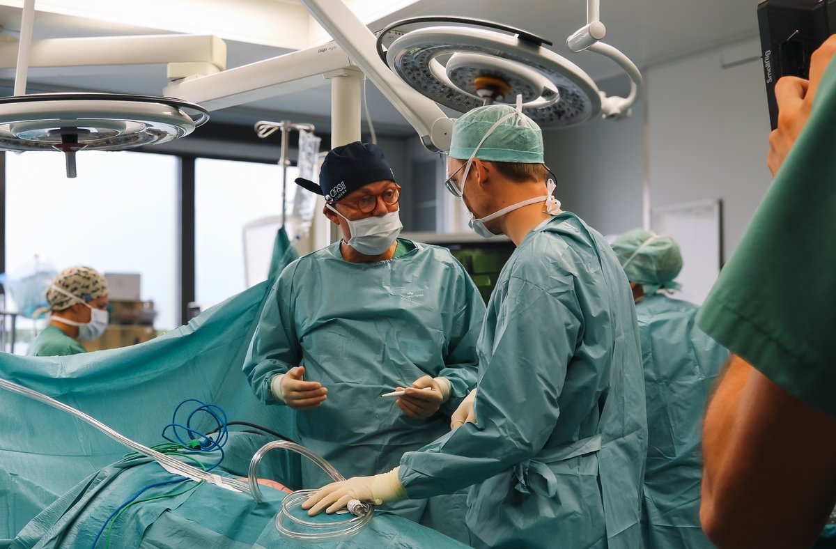 Orsi Academy (@orsiacademy) on Twitter photo ๐Revolutionizing surgery with AI at <a href="/Orsi_Innotech/">Orsi Innotech</a>!
For the first time in the ๐, 4 AI models including real-time organ segmentation, phase recognition, anonymization, and 3D AR, were used in a RAPN by Prof. <a href="/alexmottrie/">Alex Mottrie</a> at OLV hospital Aalst, powered by <a href="/NVIDIAAI/">NVIDIA AI</a> IGX ORIN. ๐ค ๐Revolutionizing surgery with AI at <a href="/Orsi_Innotech/">Orsi Innotech</a>!
For the first time in the ๐, 4 AI models including real-time organ segmentation, phase recognition, anonymization, and 3D AR, were used in a RAPN by Prof. <a href="/alexmottrie/">Alex Mottrie</a> at OLV hospital Aalst, powered by <a href="/NVIDIAAI/">NVIDIA AI</a> IGX ORIN. ๐ค
