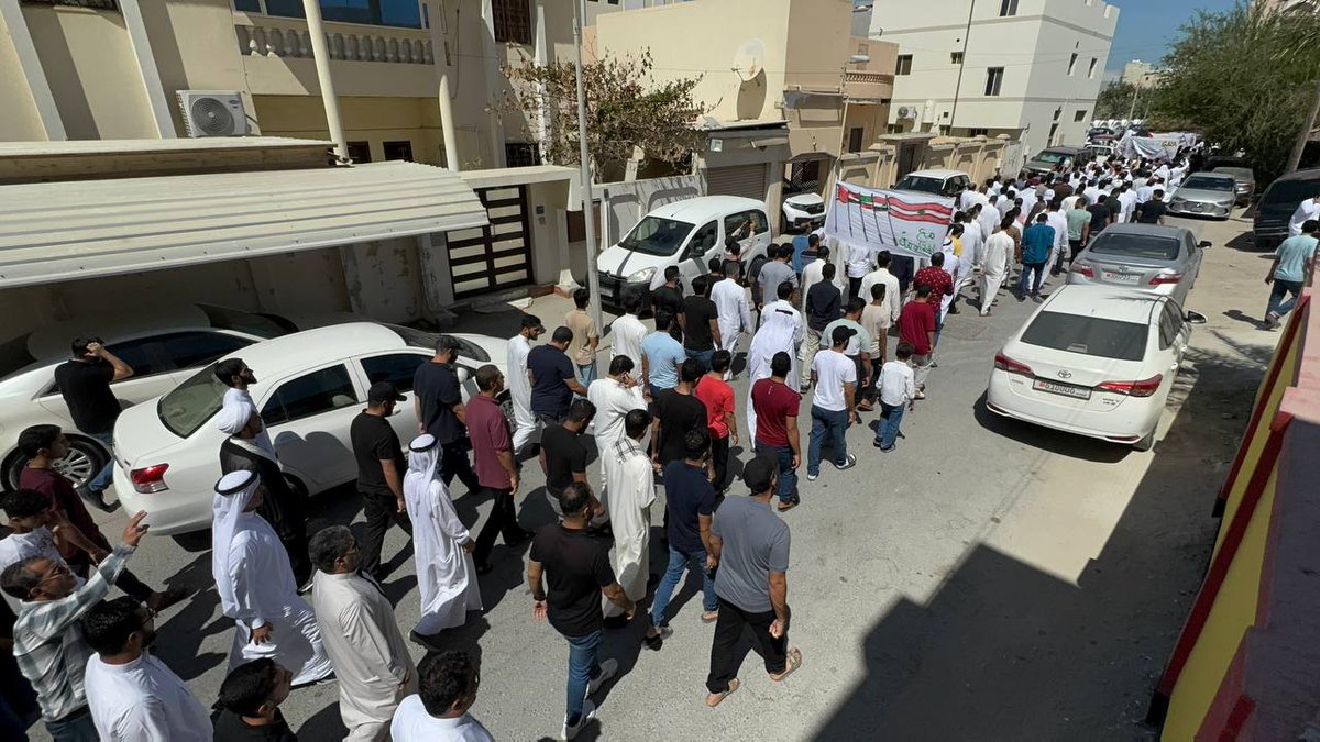 ALWEFAQ's tweet photo. اختتام أعمال أكبر صلاة جمعة مركزية في البحرين بمسيرة تضامنية مع الشعبين اللبناني والفلسطيني ونداءات متواصلة بشجب اتفاقات الخيانة مع العدو الإسرائيلي

#الغوا_اتفاقية_التطبيع #طوفان_الأقصى #فلسطين #الوفاق #البحرين #Bahrain https://t.co/lL9OhG26RA