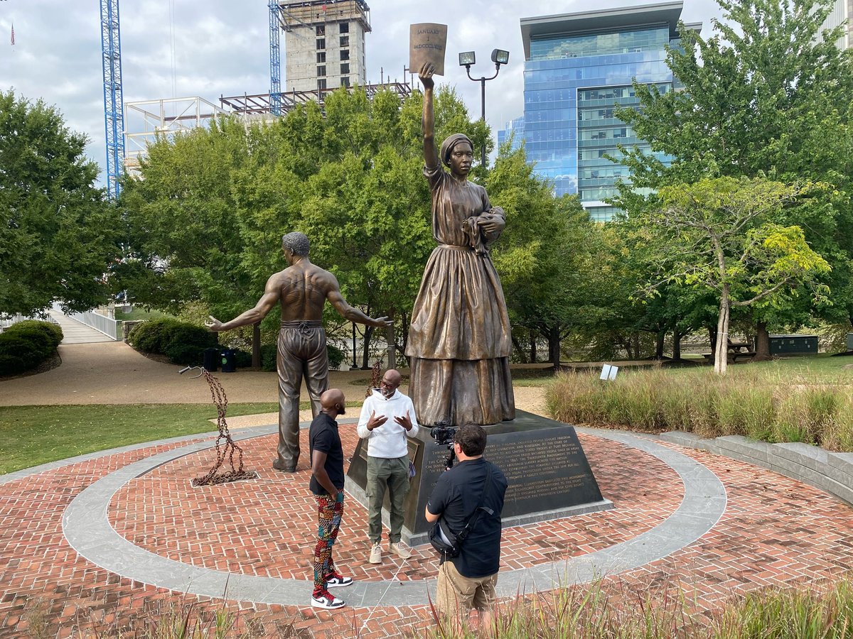 Larry Madowo tweet media