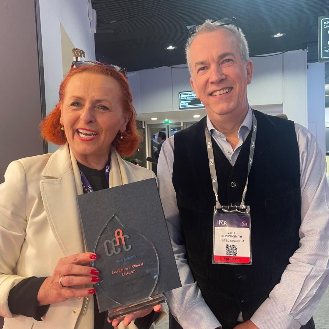 Congratulations to our cardiac research team for receiving the ‘Excellence in Clinical Research’ award for their dedication to innovation and success in clinical trial recruitment. 

Consultant Cardiologist, Professor Hildick-Smith, accepted the award in Paris. 🇫🇷

#Red4Research