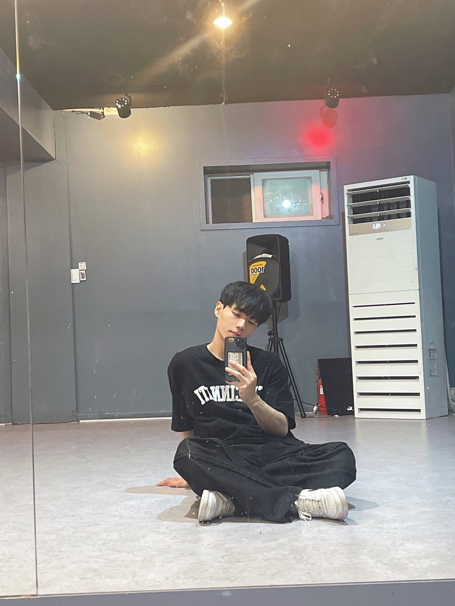 DONE_OFFICIALJP's tweet photo. [#イファ]

もう来週にはダイアリーに会える😆

#ディーワン #D_ONE #디원
#IHWA #이화 https://t.co/XRDrOmi3Ly