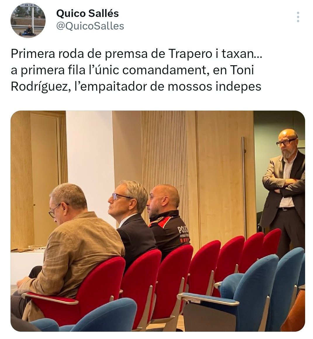 JuntsRipolles's tweet photo. Quin tufff a @PSOE tot plegat.... "retorno a la normalidad institucional dentro de la sagrada unidad de destino en lo universal" i tot gràcies a #Esquerra #ERC #Junqueras #martarovira #teresajorda #raquelsans https://t.co/MKcqfJy7NU