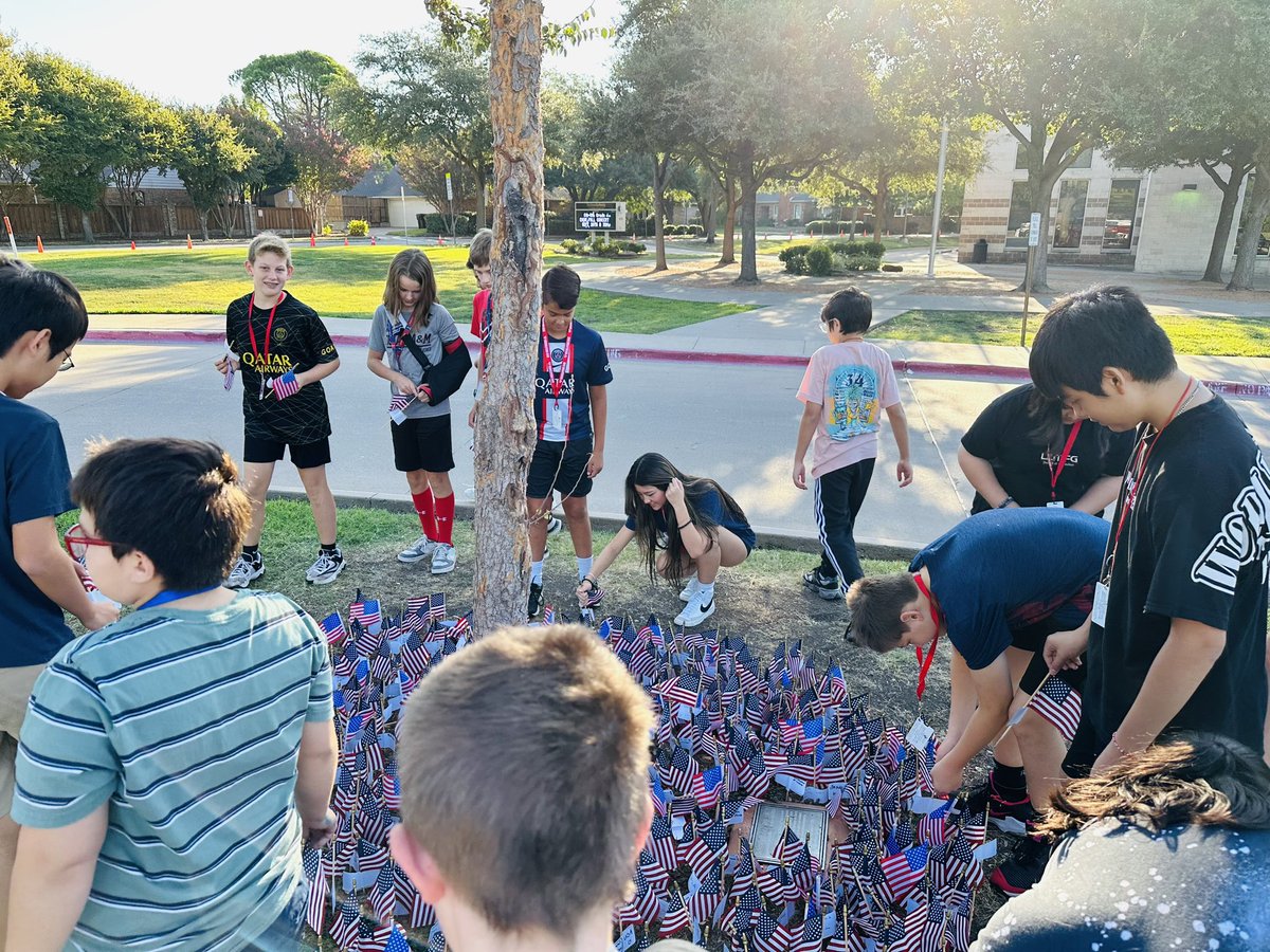 SchimTxHistory's tweet photo. Had a fun last day wrapping up Freedom Week by planting flags near our Liberty Tree! @Plano_Schools @SMS_Panthers https://t.co/smHfLKfzk5