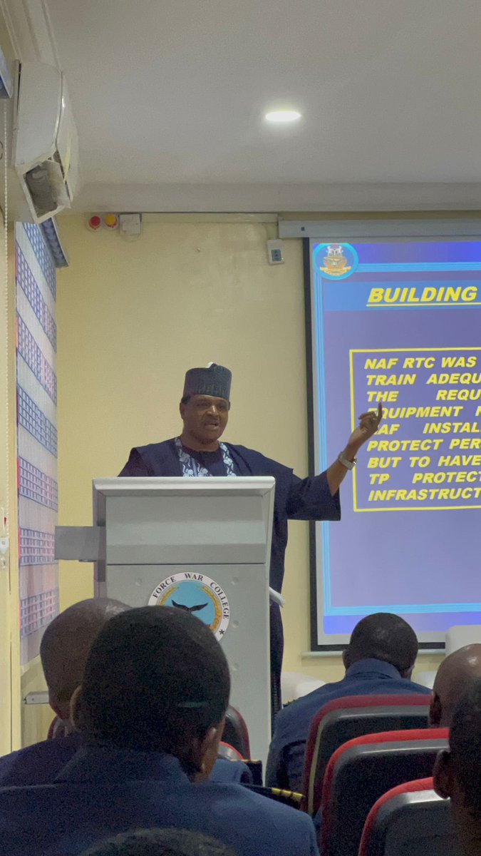 CAS_AMSadique's tweet photo. During the week, I delivered a lecture titled Leadership Dynamics and Operational Success in Countering Insurgency : insights into my Tenure as Nigeria’s Chief of the Air Staff (2015 to January 2021) to the distinguished participants of the Air Force War College Nigeria (AFWCN). https://t.co/GuPnPcZHv1