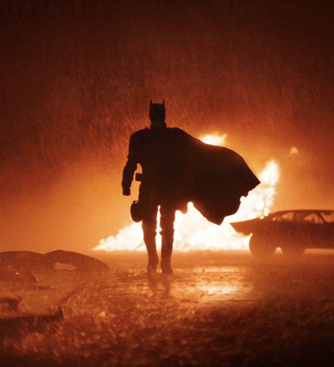 The script for ‘THE BATMAN 2’ is finished.

Filming begins early next year.

(Source: ew.com/matt-reeves-th…)
