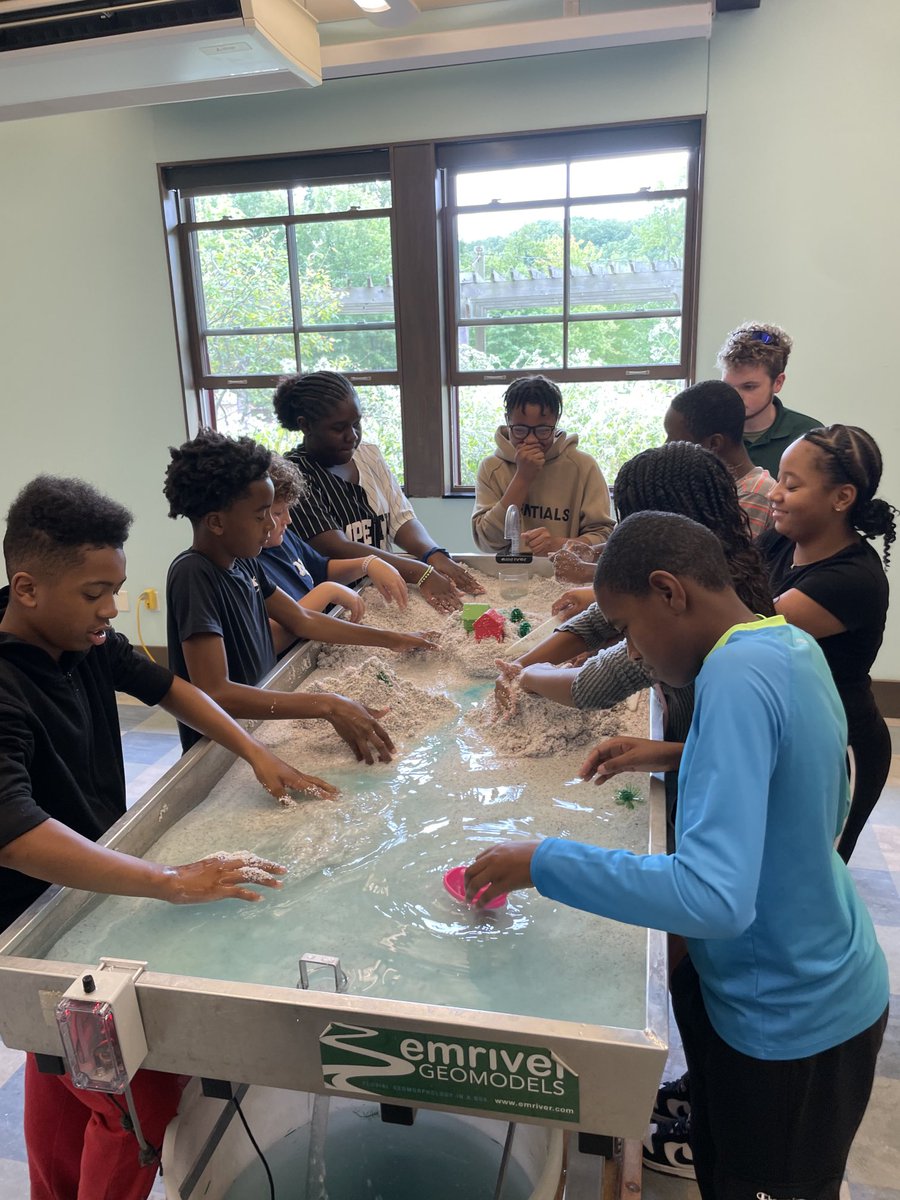 Thanks for the water quality lessons for our 7th graders. West Creek Reservation ⁦<a href="/CHUHRoxMid/">Roxboro Middle</a>⁩ ⁦<a href="/CHUHSchools/">CHUH City Schools</a>⁩