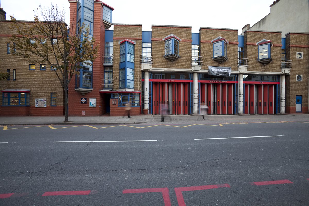 London Fire Brigade (@londonfire) on Twitter photo #Islington Fire Station will be opening its doors to the local community tomorrow for an event in partnership with <a href="/macmillancancer/">Macmillan Cancer Support</a>
The Open Day will run from 12pm until 4pm - we look forward to seeing you there 👋 🚒
orlo.uk/q3Qzt #Islington Fire Station will be opening its doors to the local community tomorrow for an event in partnership with <a href="/macmillancancer/">Macmillan Cancer Support</a>
The Open Day will run from 12pm until 4pm - we look forward to seeing you there 👋 🚒
orlo.uk/q3Qzt