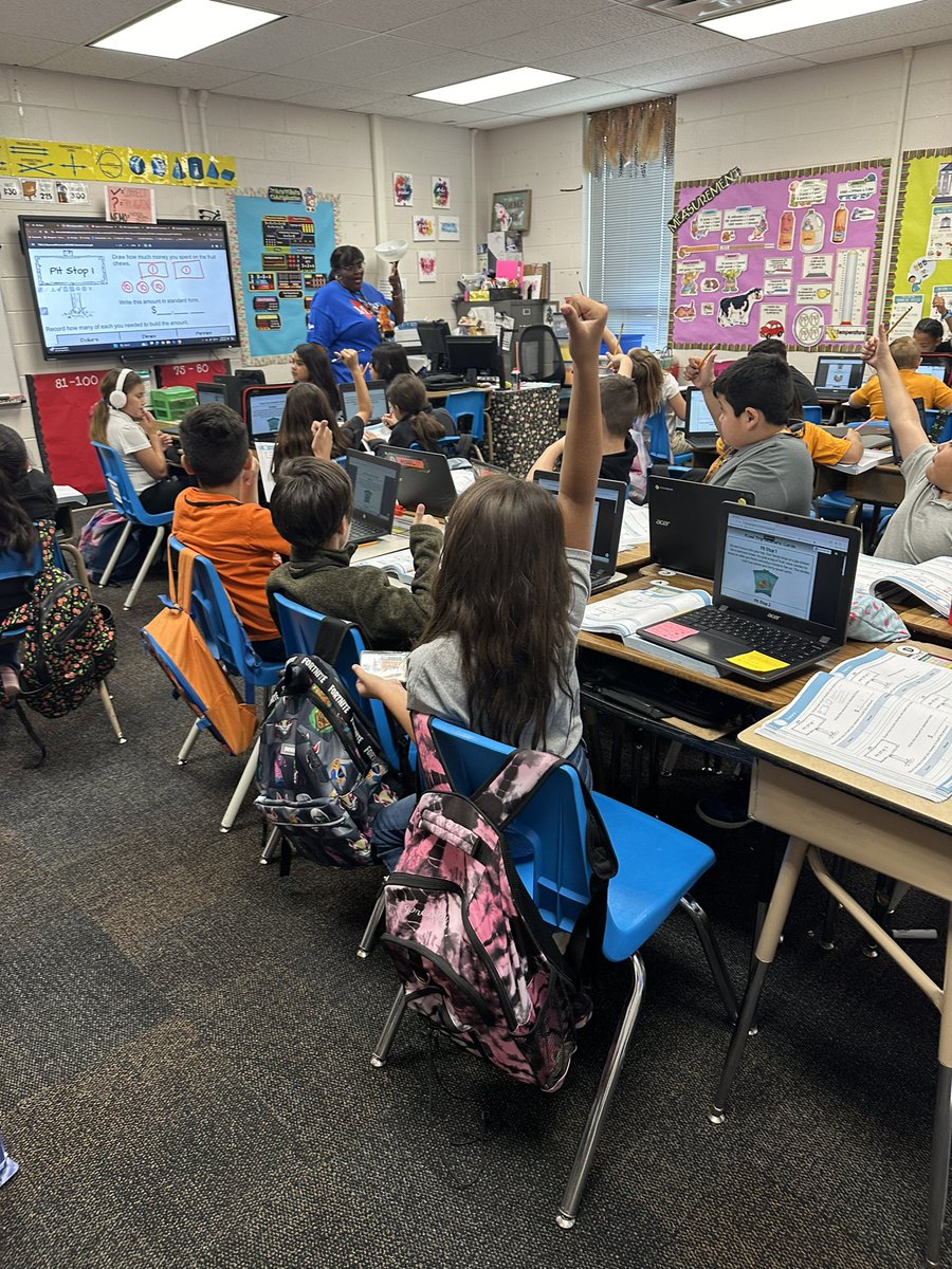 MHuntMISD's tweet photo. Students @PeaseMagnet are working on decimals and money through multiple representations! #MathSkills #ElementaryLearning #DecimalsInAction #MidlandISDmath #CRA #student-engagement @Alaina_Boaz https://t.co/2FtS95Ez8N