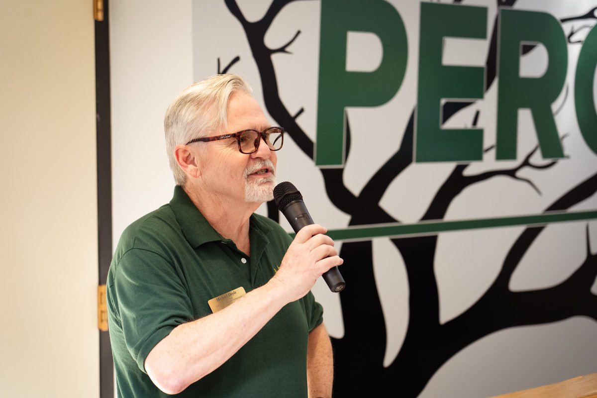 Brockport's tweet photo. New spaces in @BPortBusiness = unlocked! ✨🔓 Yesterday, we celebrated the unveiling of three spaces within Hartwell Hall, made possible by our #sponsors: The Enclave, the Fenton Family, &amp; Roberts Accounting, CPAs, P.C. We couldn’t thank them enough!💚

@SUNY | @brockportalumni https://t.co/pc2krQGksq