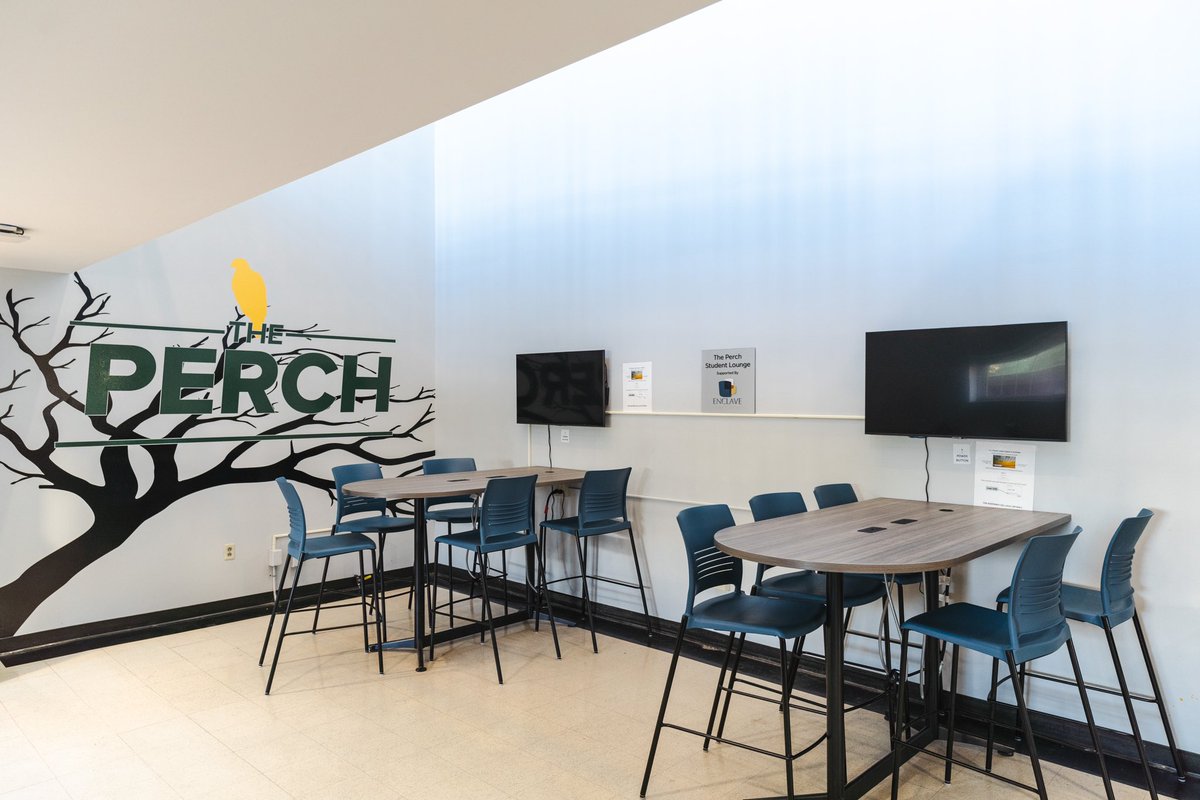 Brockport's tweet photo. New spaces in @BPortBusiness = unlocked! ✨🔓 Yesterday, we celebrated the unveiling of three spaces within Hartwell Hall, made possible by our #sponsors: The Enclave, the Fenton Family, &amp; Roberts Accounting, CPAs, P.C. We couldn’t thank them enough!💚

@SUNY | @brockportalumni https://t.co/pc2krQGksq