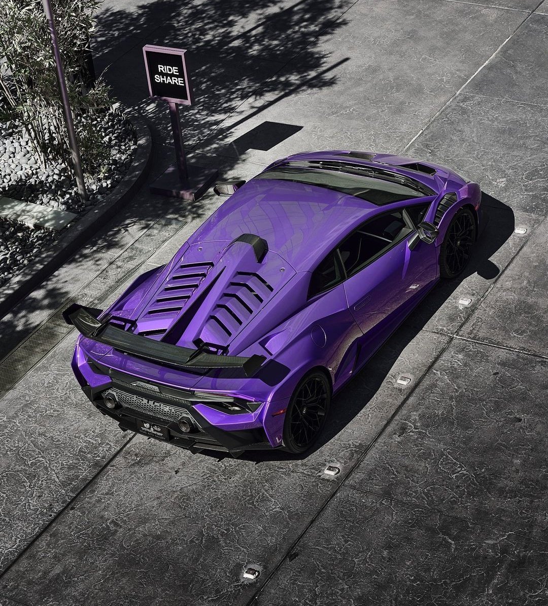 DailyLamboTM's tweet photo. Lamborghini Huracán STO 🍇 https://t.co/TR3MzaZU15