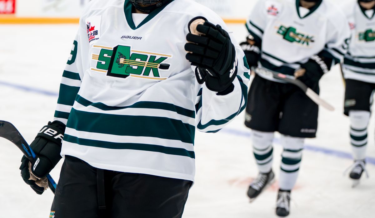 🟢 #TeamSask Female Under-18 hits the ice for Fall Camp this weekend in Saskatoon! ⚪️

This is the final step before the roster is set for the 2024 National Women’s U18 Championship in New Brunswick. ✈️

PROGRAM: hockeysask.ca/programs/sask-…

Exciting times ahead for these talented