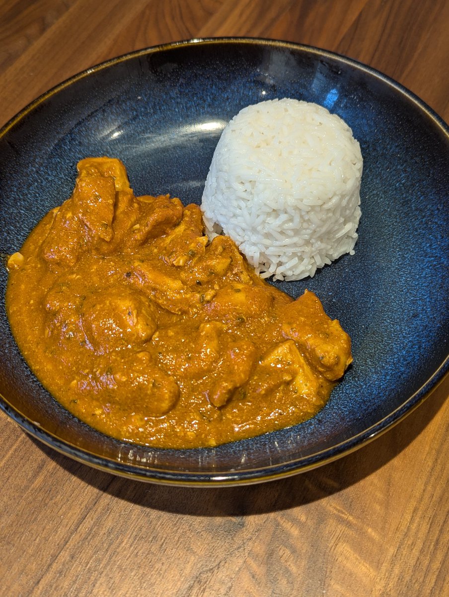 sameatwell's tweet image. Romy Gills' butter chicken, via @jamesmartinchef @SaturdayKitchen last week!

We had to make a couple of slight modifications, due to not being able to source all the ingredients locally.

@ITV

#Kitchen #cooking #jamesmartin #saturdaykitchen