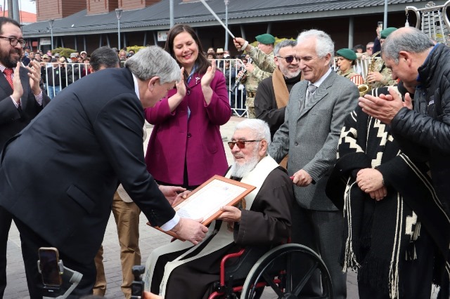 Con gran participación se desarrolló el Desfile de Fiestas Patrias 2024 en Villarrica dlvr.it/TDTrpq