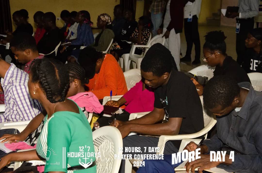 12hours7days Prayer Conference tweet media