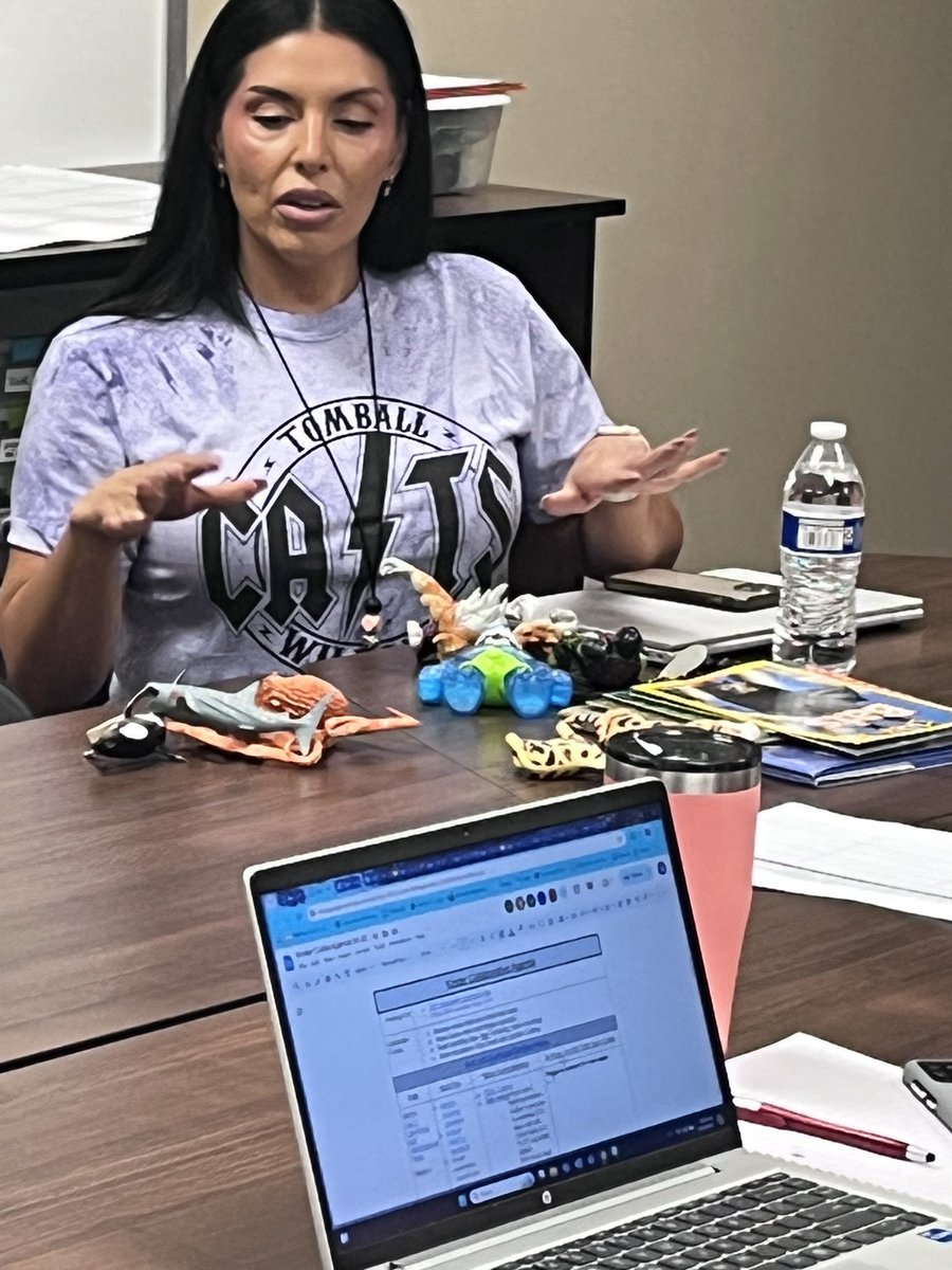 PK_Kcathyelster's tweet photo. Mrs. Garcia led a fabulous, intentional “At-Bat” for launching informational texts in kindergarten. I love the planning and thought that ensured everyone on the team had access to materials to support ALL learners. 
@TISD_ELAR @TomballISD @TISDWES https://t.co/e2x6sHdsmR