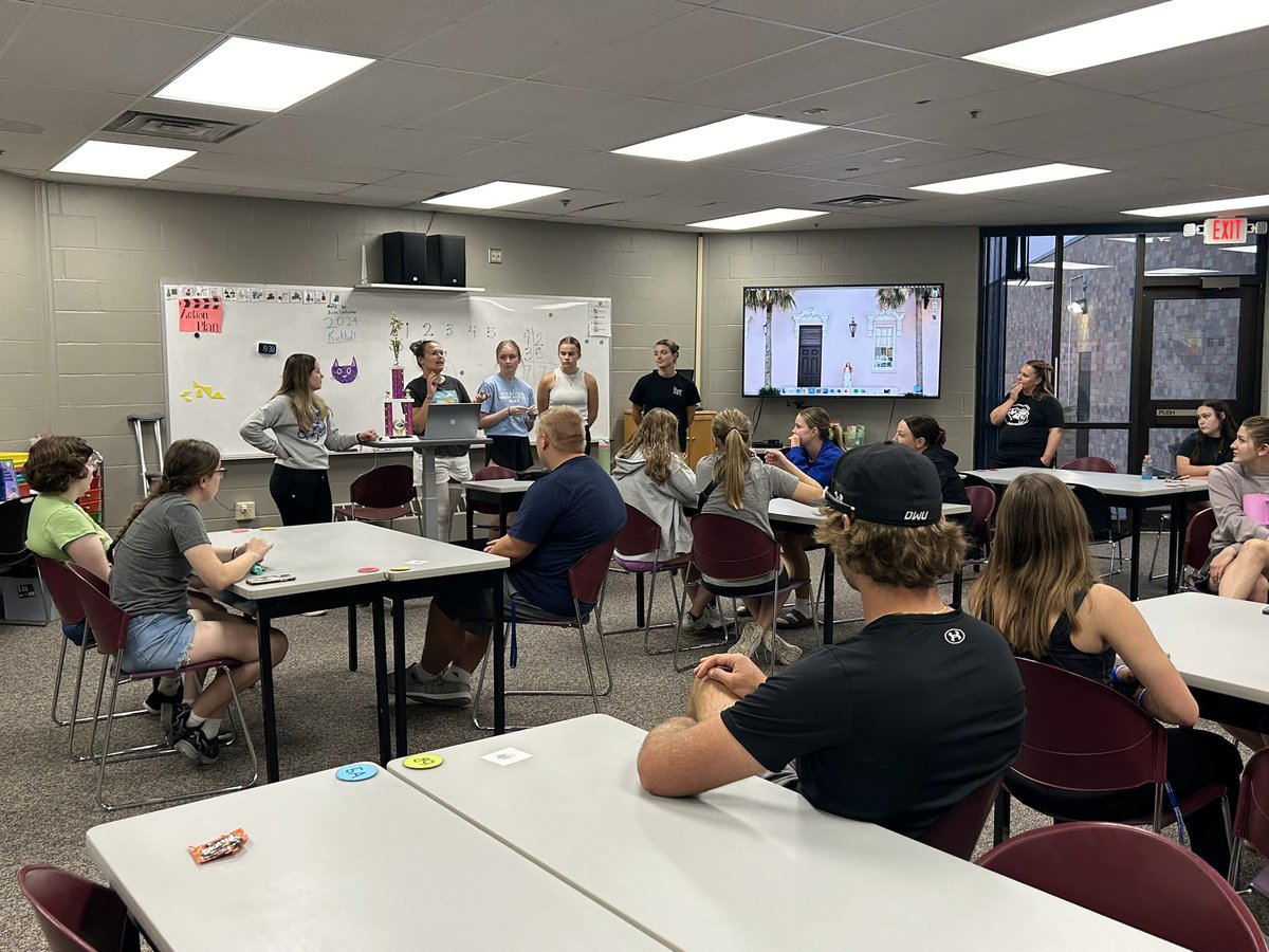 DWU Education tweet media