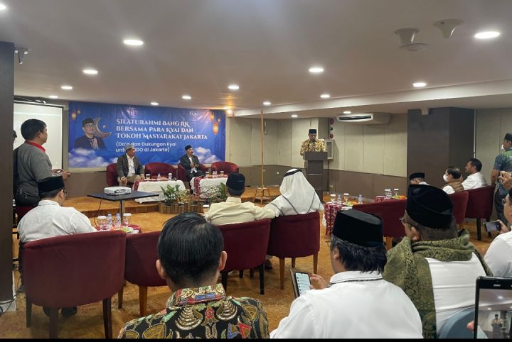 Kiai dan Tokoh Masyarakat Eks Pendukung Anies Dukung Ridwan Kamil – Suswono: JAKARTA, EDUNEWS.ID- Ratusan Kiai dan tokoh masyarakat Jakarta mantan pendukung Anies Baswedan memberikan dukungannya kepada pasangan Bakal Calon Gubernur dan Bakal Calon Wakil… dlvr.it/TDTKqL