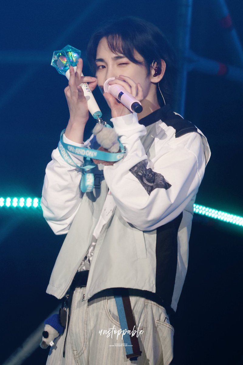 _unstoppab1e's tweet photo. 240914 KEYLAND ON: AND ON <#>

내 맘 forever yours💕

#샤이니 #SHINee #KEY #키 #기범 #キー https://t.co/LPWV1Hqunm