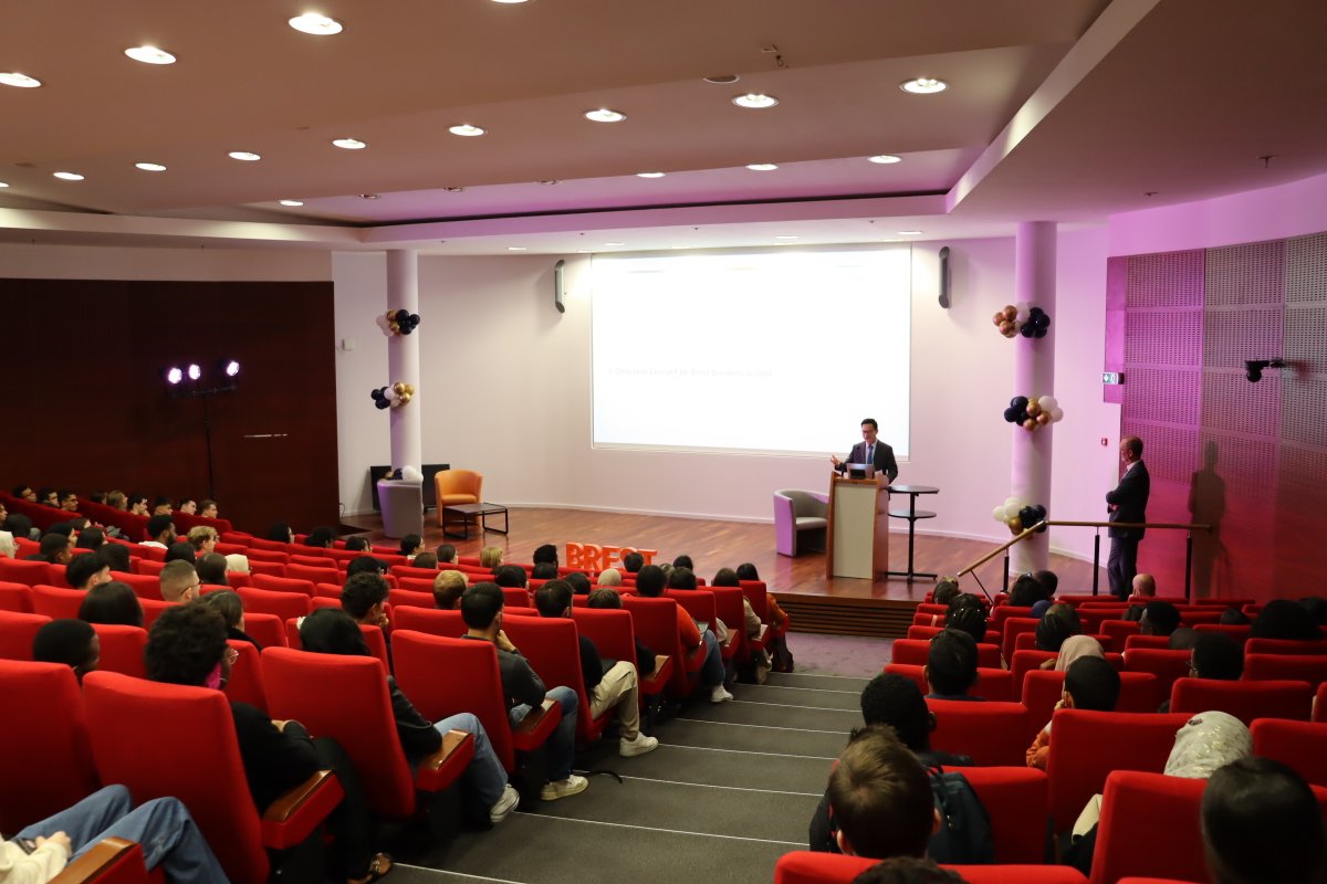 Brest BS (@brestbs) on Twitter photo #rentree pour les étudiants de Brest Business School ! 🎓
Nous avons accueilli 630 étudiants, dont 415 internationaux 🌍 dans nos programmes 
Réunions de rentrée, welcome week, projets en groupe, présentation du dispositif alternance ont rythmé le début des cours. #rentree pour les étudiants de Brest Business School ! 🎓
Nous avons accueilli 630 étudiants, dont 415 internationaux 🌍 dans nos programmes 
Réunions de rentrée, welcome week, projets en groupe, présentation du dispositif alternance ont rythmé le début des cours.