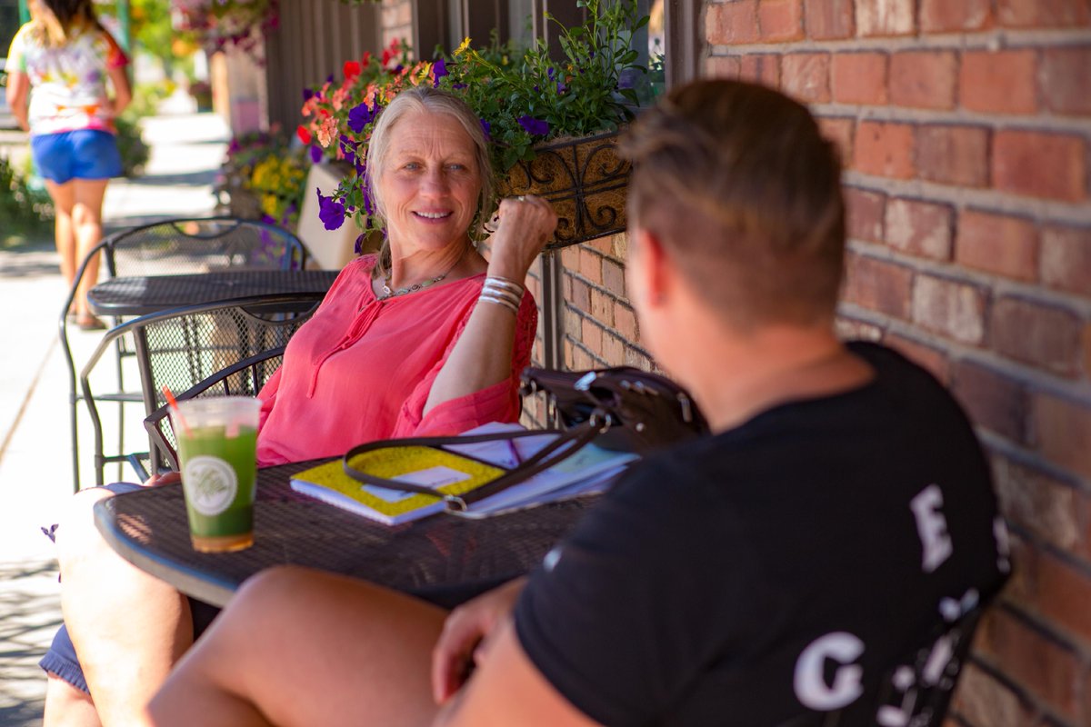 CascadeIdaho's tweet photo. 🏡✨  Looking for a getaway that offers warmth, community, and a touch of nostalgia? Visit Cascade, a small-town gem where the focus is on people and connection. 🌟💛

From friendly faces and locally-owned shops to cafes and a charming Main Street, this town has it all. 🛍️☕️ Y... https://t.co/g6AglWEImF