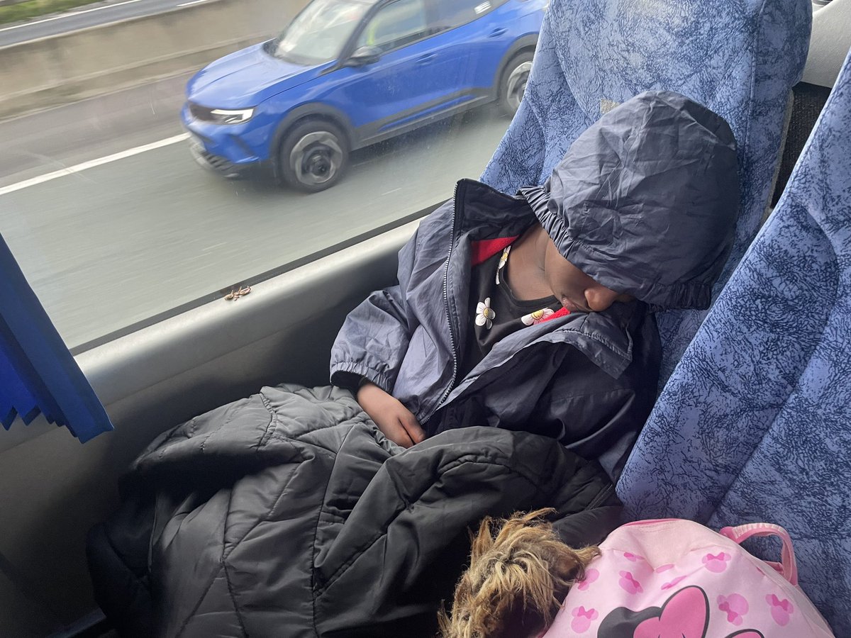 @mrscottom tweet media