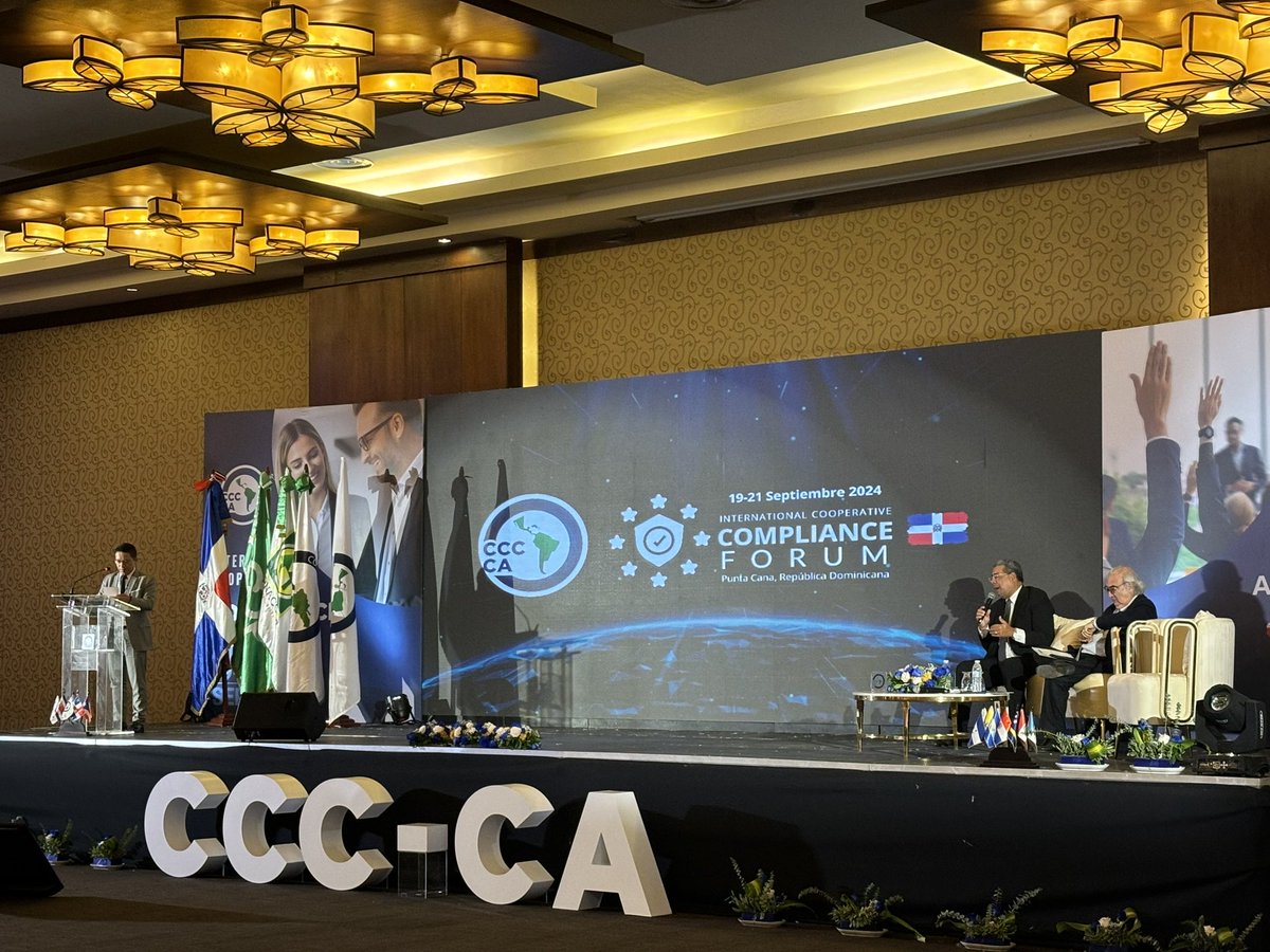 ligacoop's tweet photo. ¡Extraordinaria presentación del Lic. Hiram Morales Lugo en la @CCCCA20 !!
El licenciado habló acerca de la ética, el lavado de dinero y la importancia del cooperativismo. La Liga de Cooperativas se enorgullece de tenerlo como recurso de CENASE. 👏 👏👏👏🇵🇷🇩🇴 https://t.co/HHSSF7Zg6A