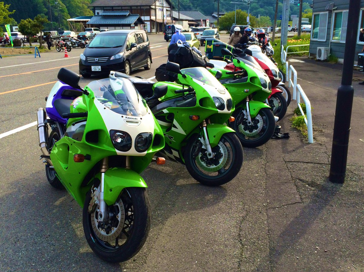 jack_jhonsan's tweet image. 日曜日にKCBMに行こうかと思ってたんですが、天気が…
今回は見送りかな〜🥲
#kcbm 
#Kawasaki 
#zx7