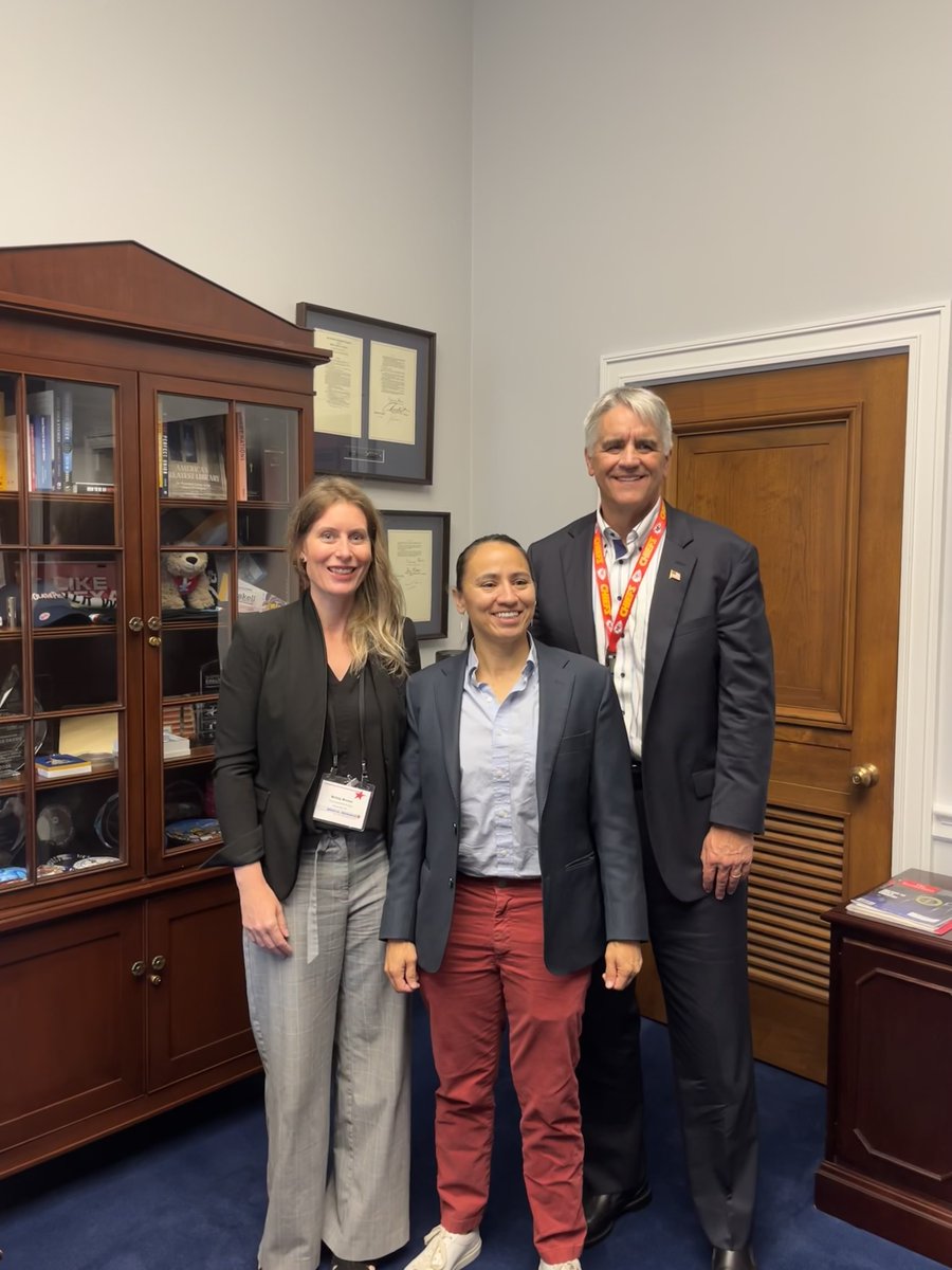 Yesterday our members participated in the Rally for Medical Research Hill Day. Members presented a case for the highest possible level funding to keep vital research supported. We continue to urge Congress to complete the appropriations process: bit.ly/3MOFVKT (1/3)