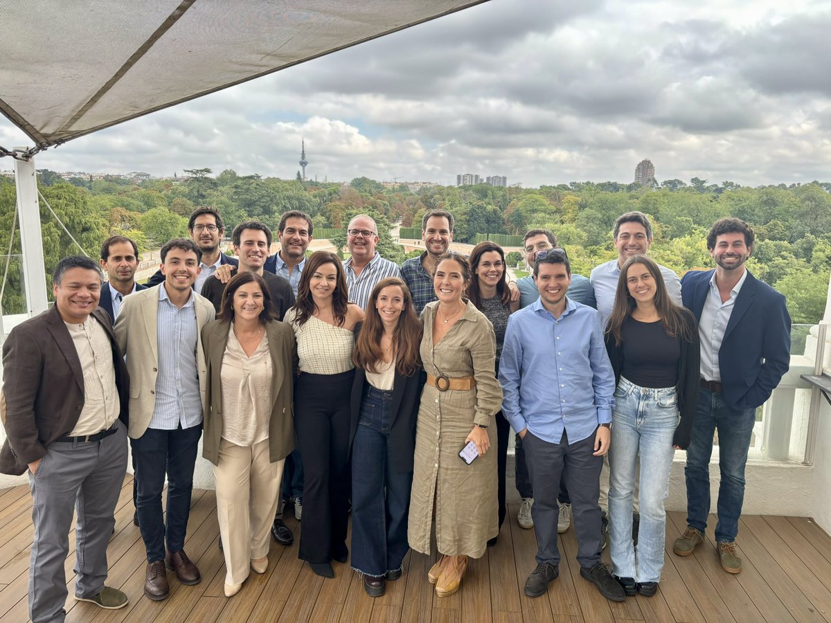 José Antonio (@jose_a100) on Twitter photo Terminamos el curso LAA Best Practices con las mejores sensaciones. Todos hemos aprendido mucho y hemos pasado muy buenos momentos. Gracias a <a href="/AbbottCardio/">Abbott Cardiovascular</a> y a mis compañeros por el esfuerzo y enhorabuena <a href="/Monicaferqu/">Mónica Fernández Quero</a> <a href="/igomezblazquez/">Iván Gómez Blázquez</a> <a href="/Hemo_HPDH/">Interventional Cardiology HPDH</a> <a href="/icsMillan/">Xavier Millán</a> Terminamos el curso LAA Best Practices con las mejores sensaciones. Todos hemos aprendido mucho y hemos pasado muy buenos momentos. Gracias a <a href="/AbbottCardio/">Abbott Cardiovascular</a> y a mis compañeros por el esfuerzo y enhorabuena <a href="/Monicaferqu/">Mónica Fernández Quero</a> <a href="/igomezblazquez/">Iván Gómez Blázquez</a> <a href="/Hemo_HPDH/">Interventional Cardiology HPDH</a> <a href="/icsMillan/">Xavier Millán</a>