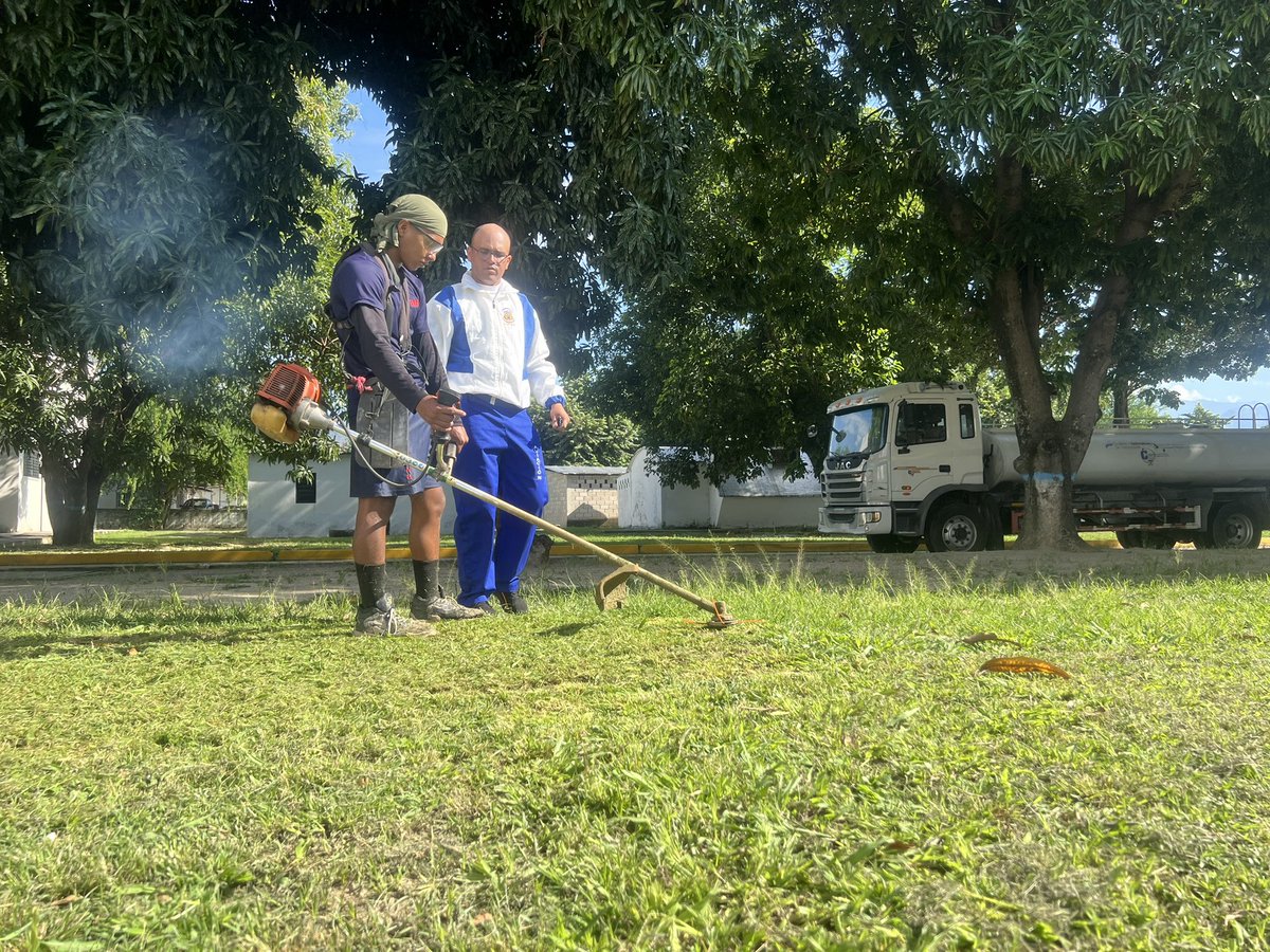 CAFMA_AMB's tweet photo. #20Sep// Las áreas verdes son espacios que se destacan en el #CAFMA, ya que no solo ayudan a embellecer el entorno, sino que proporcionan a nuestros usuarios un ambiente agradable. 

#HonorVoluntadYEficiencia
#EnAlasVenceremos
#FANB
#SomosCafma https://t.co/33YVqRIdcf