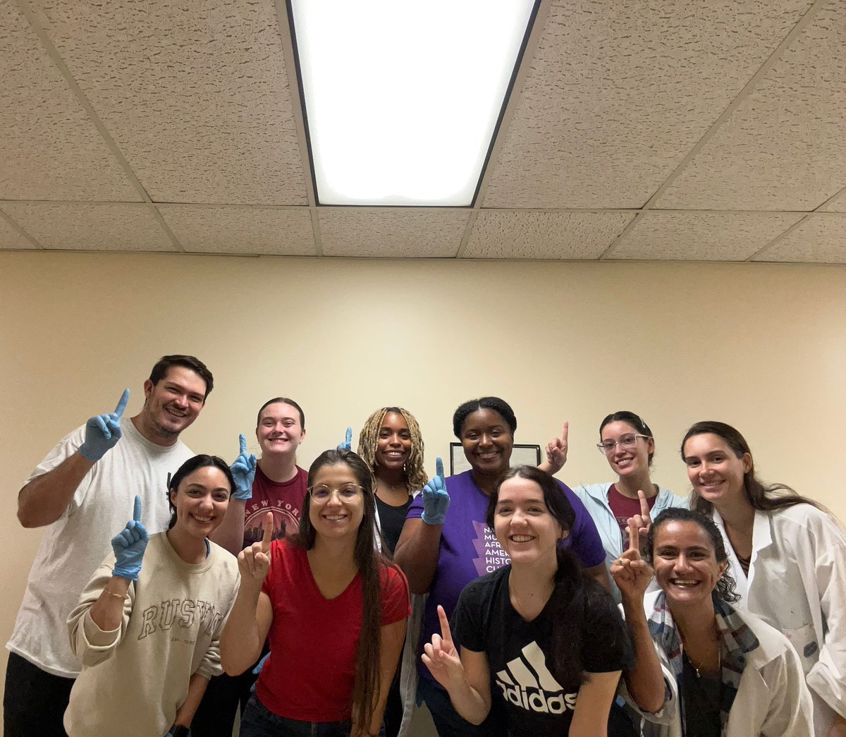 FaciolaLab's tweet photo. Excited to see Gerald leading a fantastic project evaluating probiotics in dairy diets!

These young minds inspire me with their energy, dedication, and creativity.

Supporting my students' growth and fostering a great environment for their development is what it's all about! https://t.co/ANyabnxvLB