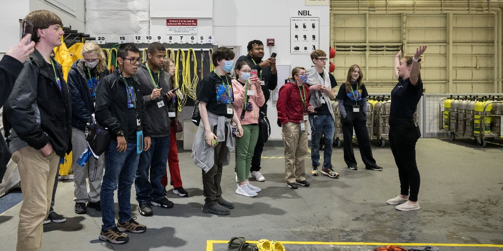 We are looking for an Adminstrative Specialist to work with @NCSUScienceHouse and the Catalyst program. The Catalyst program is an award winning high school program designed to create STEM opportunities for students with disabilities. 👩‍🔬🤸‍♀️🌟

🔔Apply - jobs.ncsu.edu/postings/208209