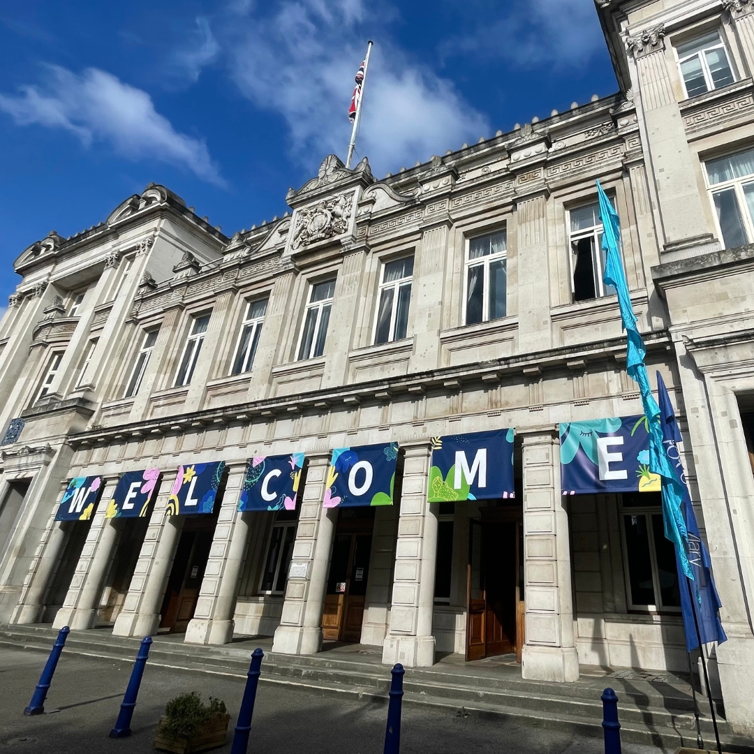 QMULGeography's tweet image. What a Welcome Week here at Queen Mary🤩

Brilliant to see campus busy again after the summer and we loved welcoming our new students and our returning students to the School of Geography.🗺

@QMUL #QMUL #WelcomeWeek