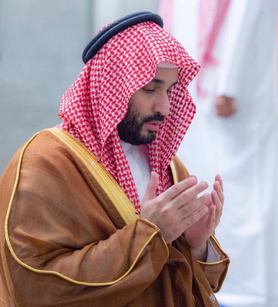 اللهمّ إنا نرى فيه طموحنا ومجدنا، اللهمّ سدّد خُطاه واحفظه بعينك التي لاتنام 🤲🤍