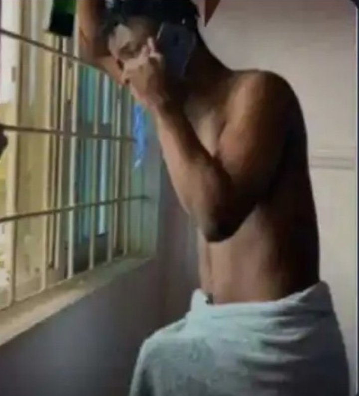 NabothWaga's tweet photo. Nangwa @KeithBakashaba tompa video ya Jojo ninga Bugie https://t.co/ZTeIo4CLV6