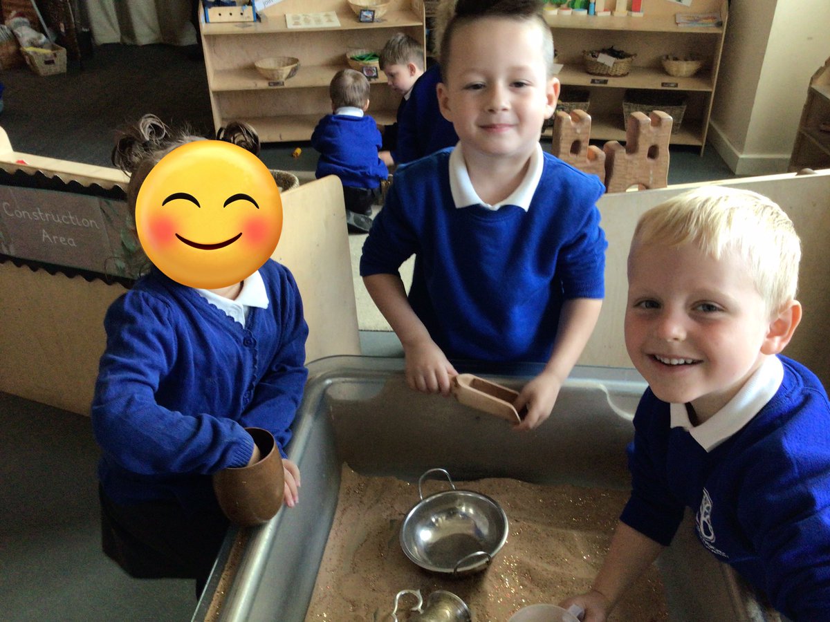 The children have been busy building on their learning from last week! They are becoming familiar with our resources, and especially like exploring with the numicon! 🔢  <a href="/satrust_/">Spencer Academies Trust</a> <a href="/ashwood_spencer/">Ashwood Spencer Academy</a>