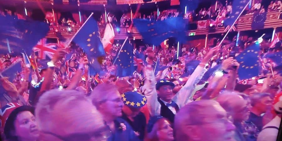 #FBPE ..we're recruiting 🙂🇪🇺🙏💪👇
#ThankEU ! All follows/retweets mean more 🇪🇺flags in public for #RejoinEU and stunts 🙂🇪🇺
<a href="/acgrayling/">A C Grayling #FBPE #Reform #Rejoin #FBPR</a> <a href="/andrewhesselden/">Andrew Hesselden</a> <a href="/BladeoftheS/">BladeoftheSun</a> <a href="/BrexitBin/">Brexit Bin 🇪🇺🇬🇧🇩🇪🕊🇺🇦 #BrexitHasFailed</a> <a href="/campbellclaret/">ALASTAIR CAMPBELL</a> <a href="/GlasgowEurope/">Glasgow for Europe</a> <a href="/LizWebsterSBF/">Liz Webster</a>