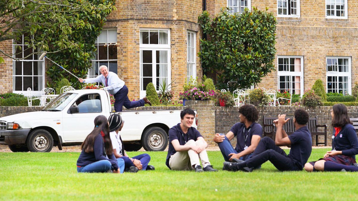 tasisengland's tweet image. Happy Friday, everyone!
Over the last few weeks, we’ve been taking photos of our students and campus, and our Head of School Mr. Nixon, unexpectedly photobombed one of them! We love this “behind the scenes” shot.
#TASISEngland #InternationalSchool #HeadOfSchool #Surrey