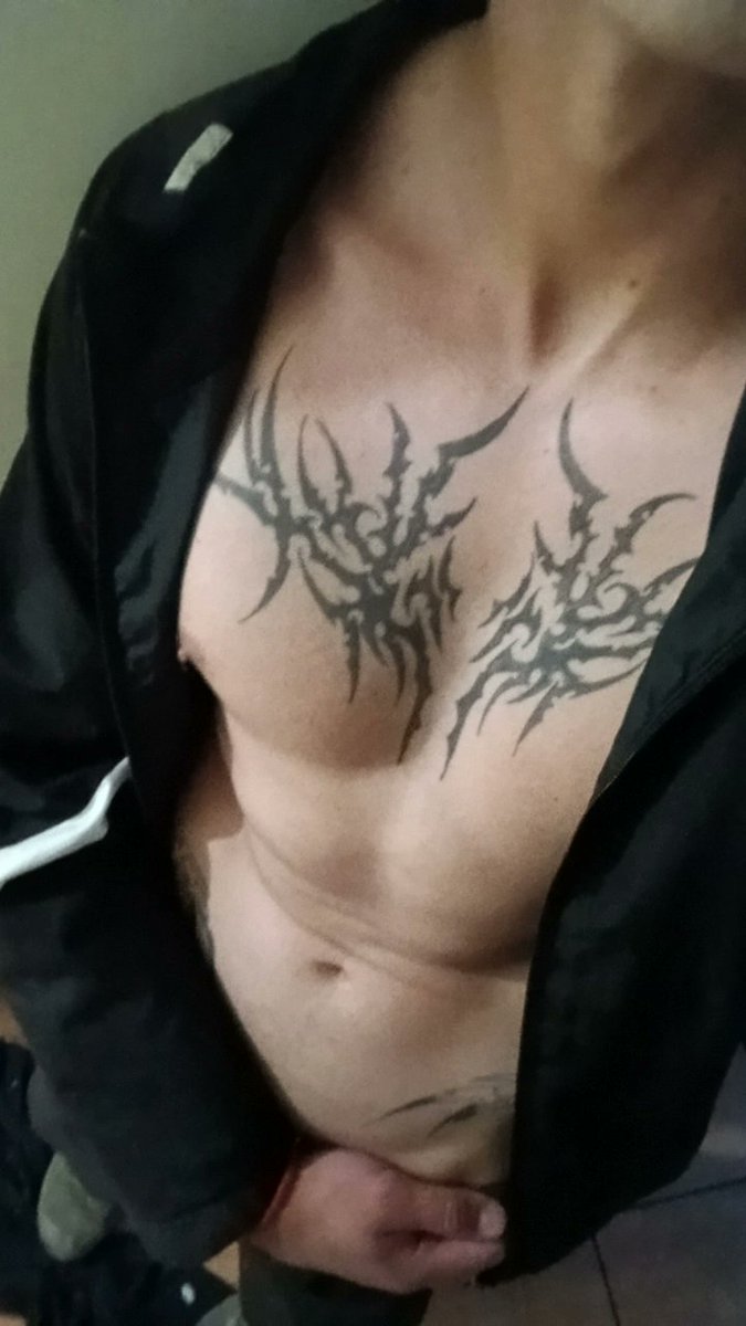 Em1l1o99's tweet photo. Lo siento pero si me gustas ... me voy a dar el tiempo de hablarte todo el día, si comiste. Y como dormiste 🚬🫦🥷🏻*(Fotitos pa disimular 😶‍🌫️🫡) https://t.co/JaAUzoBMAl