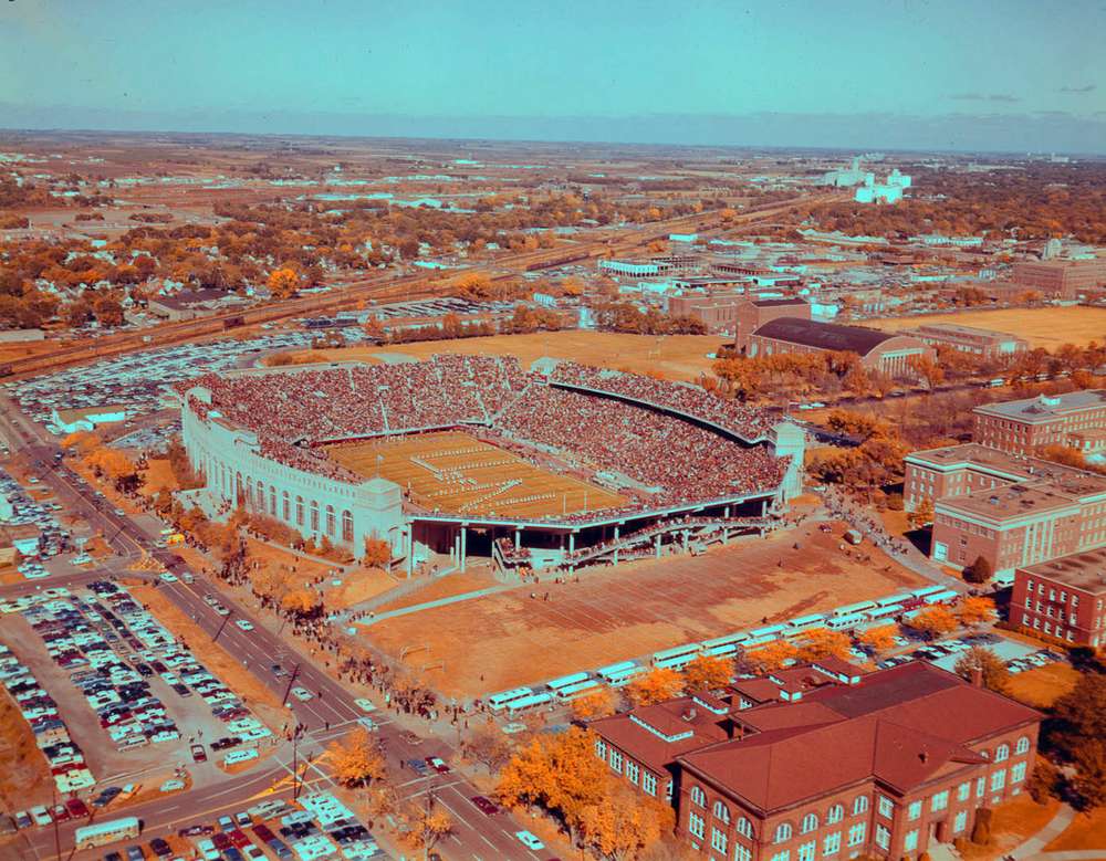 Sold-out views, past and present 🏟️ Memorial Stadium is home to a record 400 consecutive sellouts.

📷: @UNLArchives
