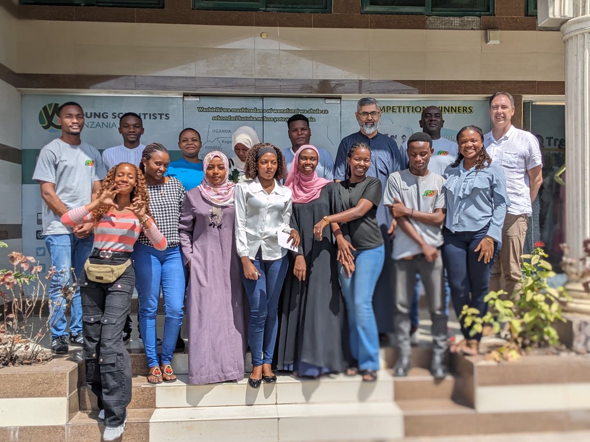 ystanzania's tweet photo. Many thanks to the fabulous #YSTVolunteers. Every year you return and do an incredible job. Thanks for giving up so many days of your time voluntarily. Without you #YST2024 would not be possible. We really appreciate your effort and passion for #Science4Development in Tanzania https://t.co/EzvQ9BKOAa