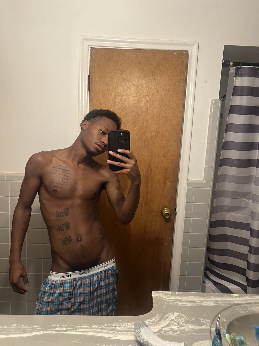𝓓𝓮𝓿 🤴🏽 (@officialdhayes_) / Posts / X