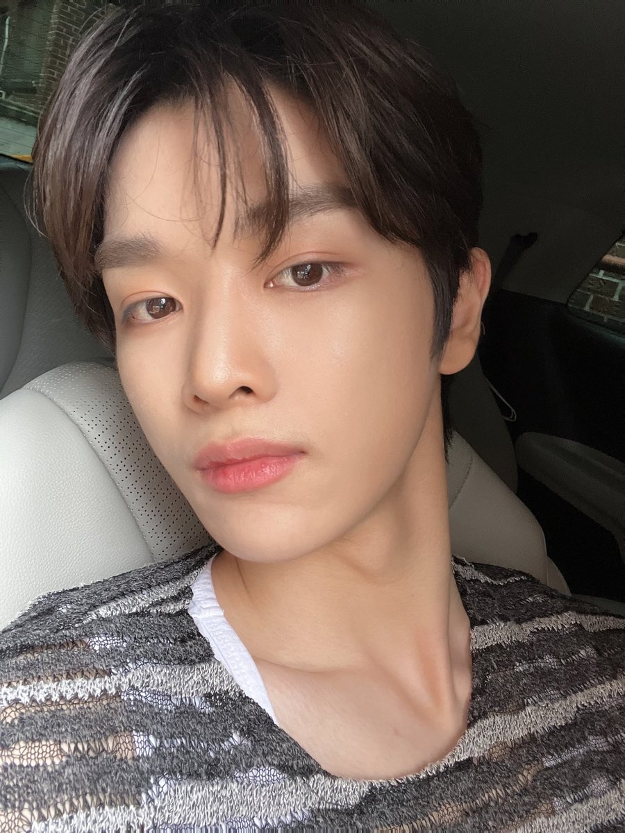 samohabnida's tweet photo. 성찬이 아기시절 짧은 머리 조아 https://t.co/P8PIf0cINL