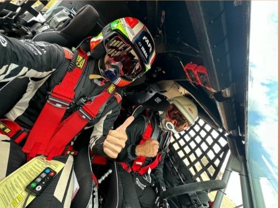 MariaSerodio2's tweet photo. #brunardo "hora de ir à luta 👍". P'ra cima deles ! 💪 #HuBer https://t.co/Jjqw0fLaxH