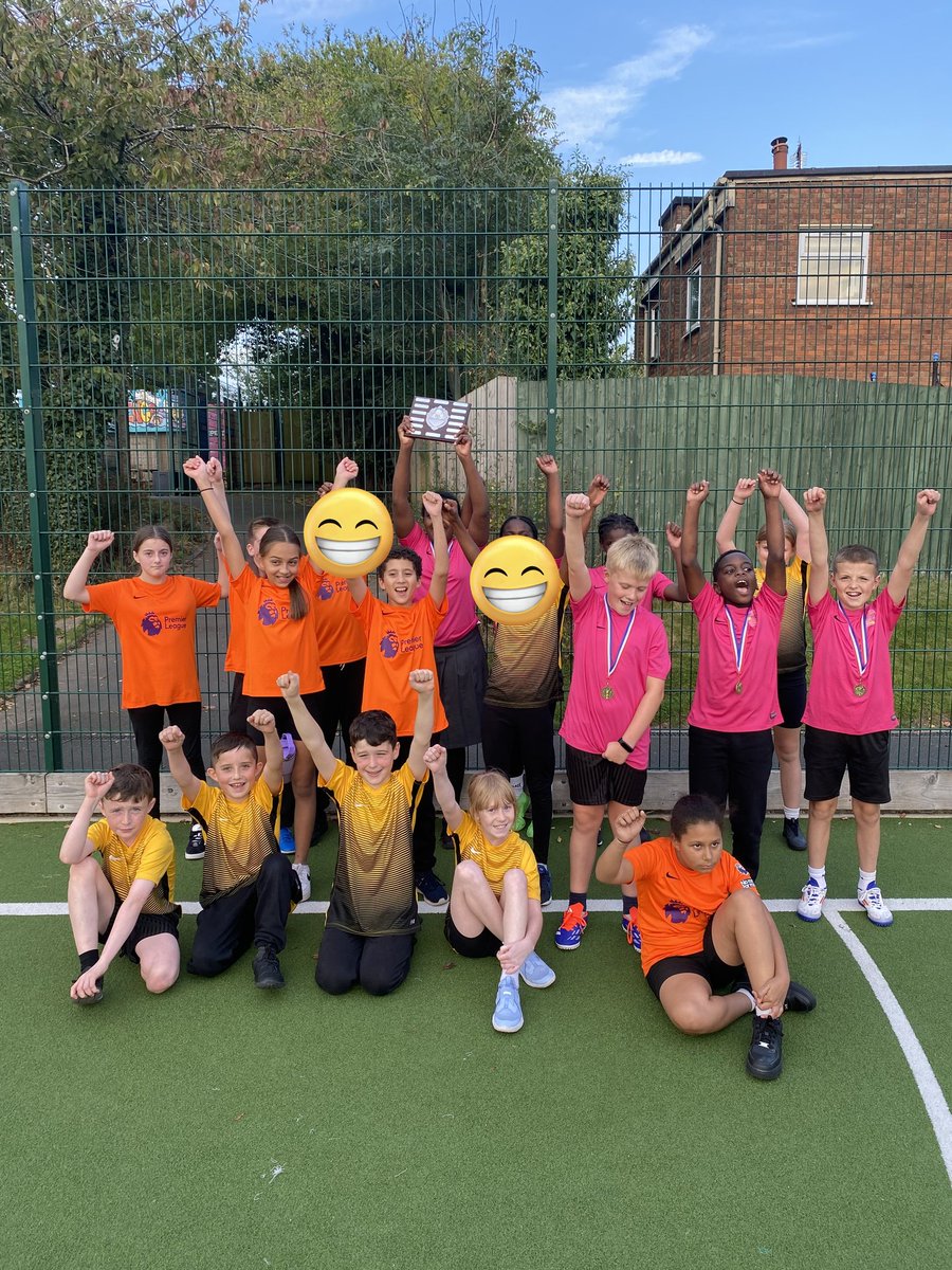 westheathprim's tweet photo. The year 5 &amp; 6 basketball team competed in their first competition this week. Their skills and attitude were fantastic and they finished first overall.
#WHPSPE @cobrockets https://t.co/bO1Yasifg7