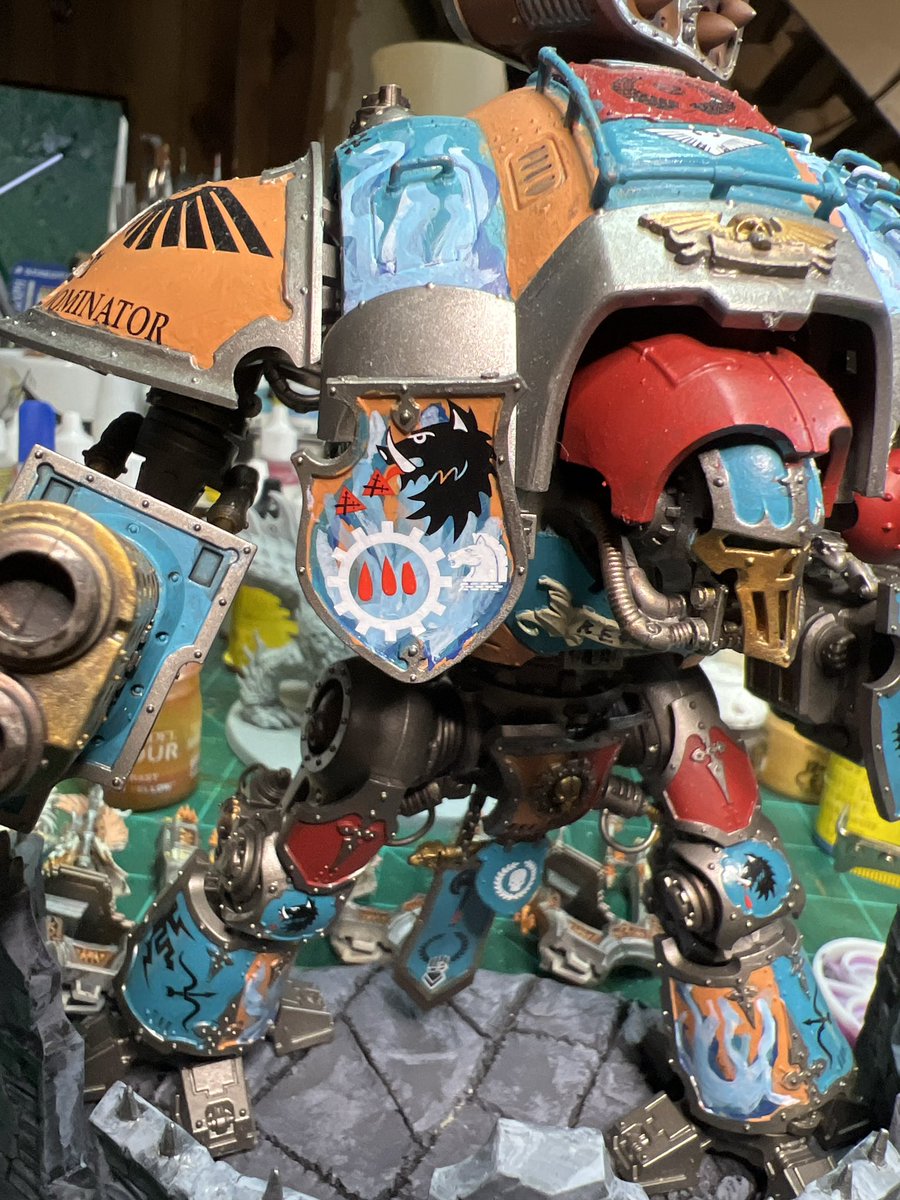 AMinisWorks's tweet photo. @SpensPainting I’m Austin, head painter here at APMW, and I’m a Knights Fanatic, but loving all the fun commissions that cross my desk. https://t.co/r2PU3WD199