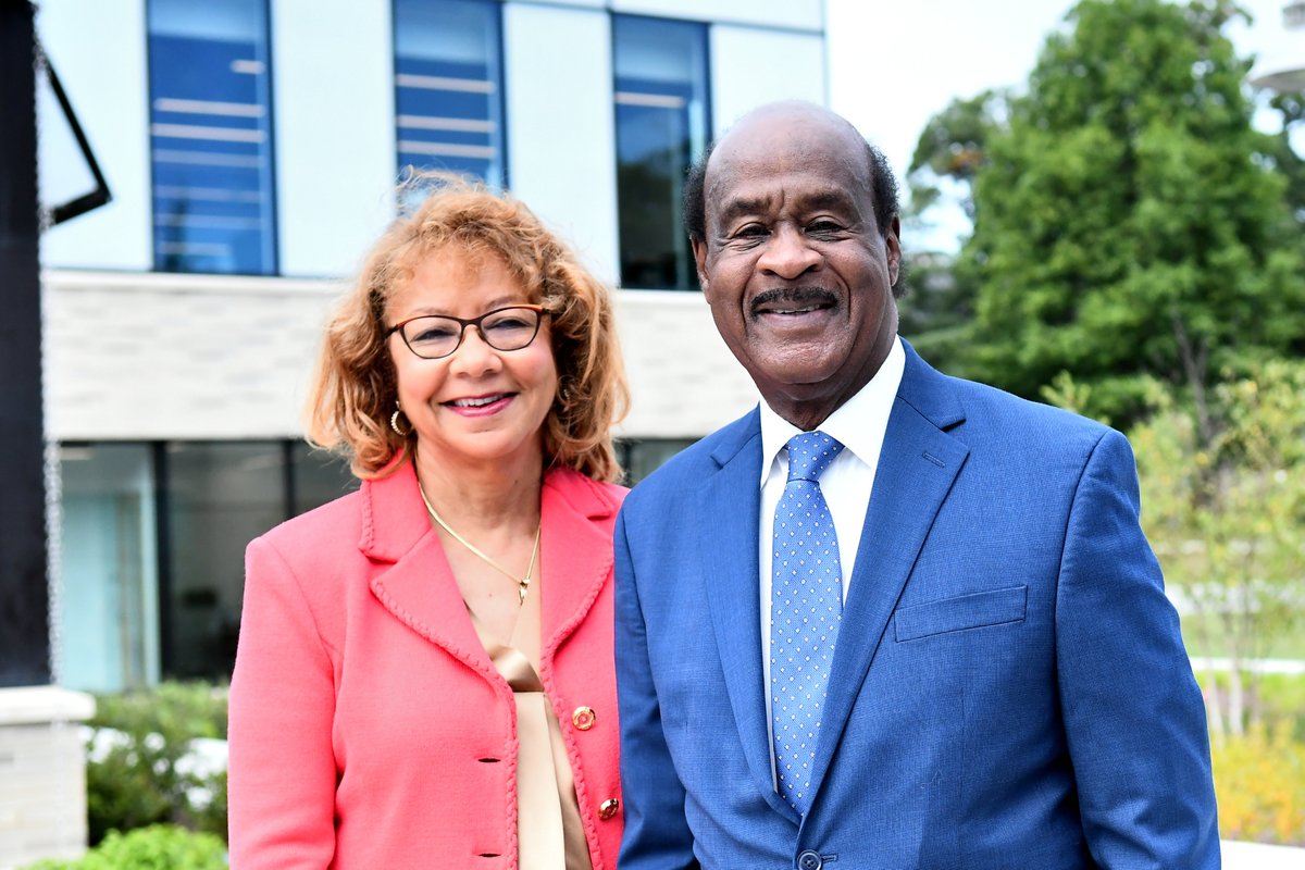 Aruna K. Miller tweet media