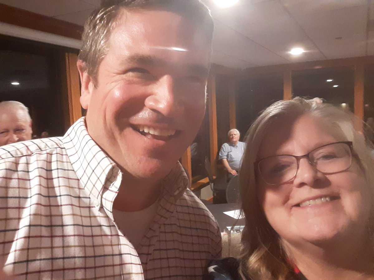 Mary4Missouri's tweet photo. Enjoyed hearing from @AndrewBaileyMO last night in Jackson Co.
He had a whole fan club at the back table ! Whole room gave standing ovation!! He deserves it.
#ruleof https://t.co/E2dcGF1IFp